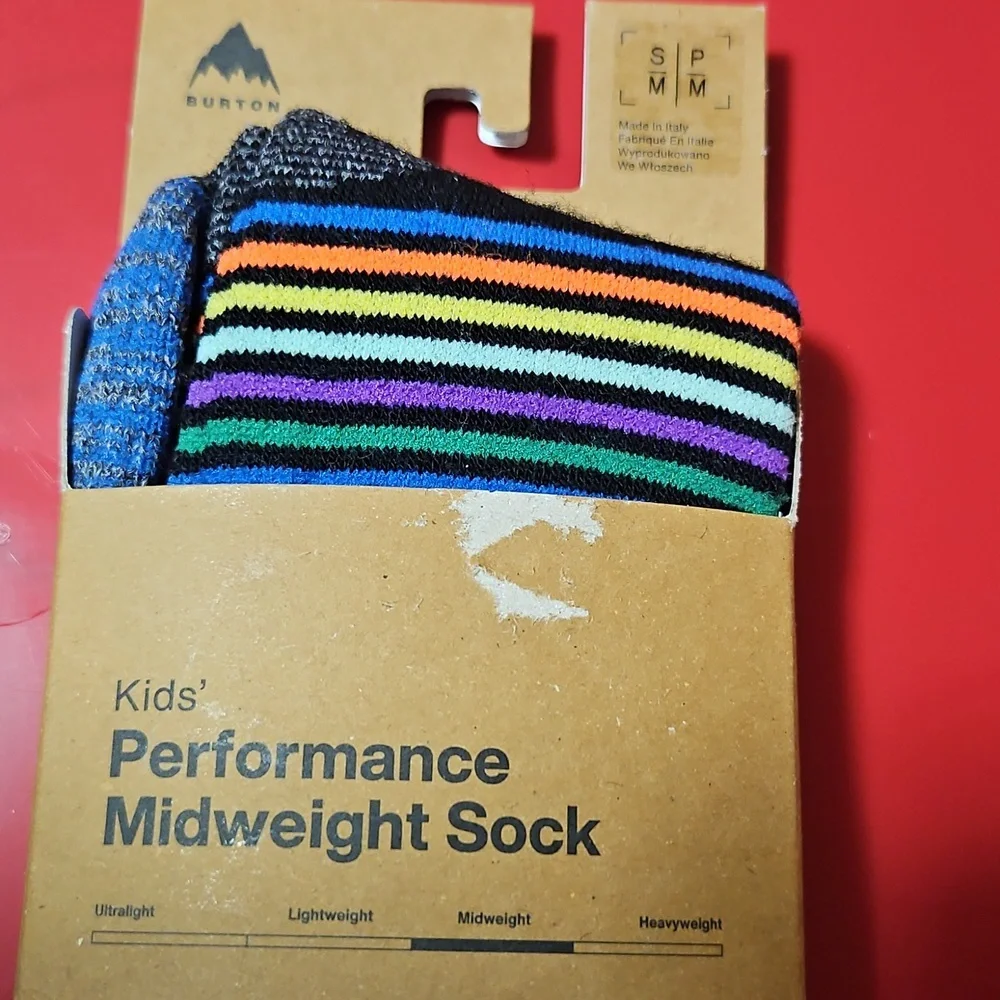 Burton Kids' Performance Midweight Socks: MINI STRIPE PRINT: NWT: S/M (13-1)